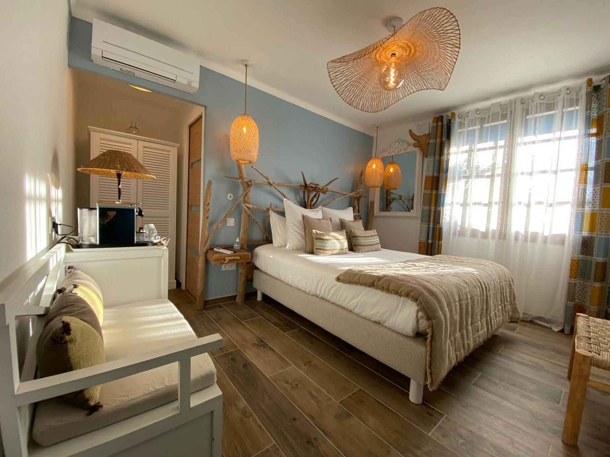 Hotel Le Neptune En Camargue 생트마리들라메르 외부 사진