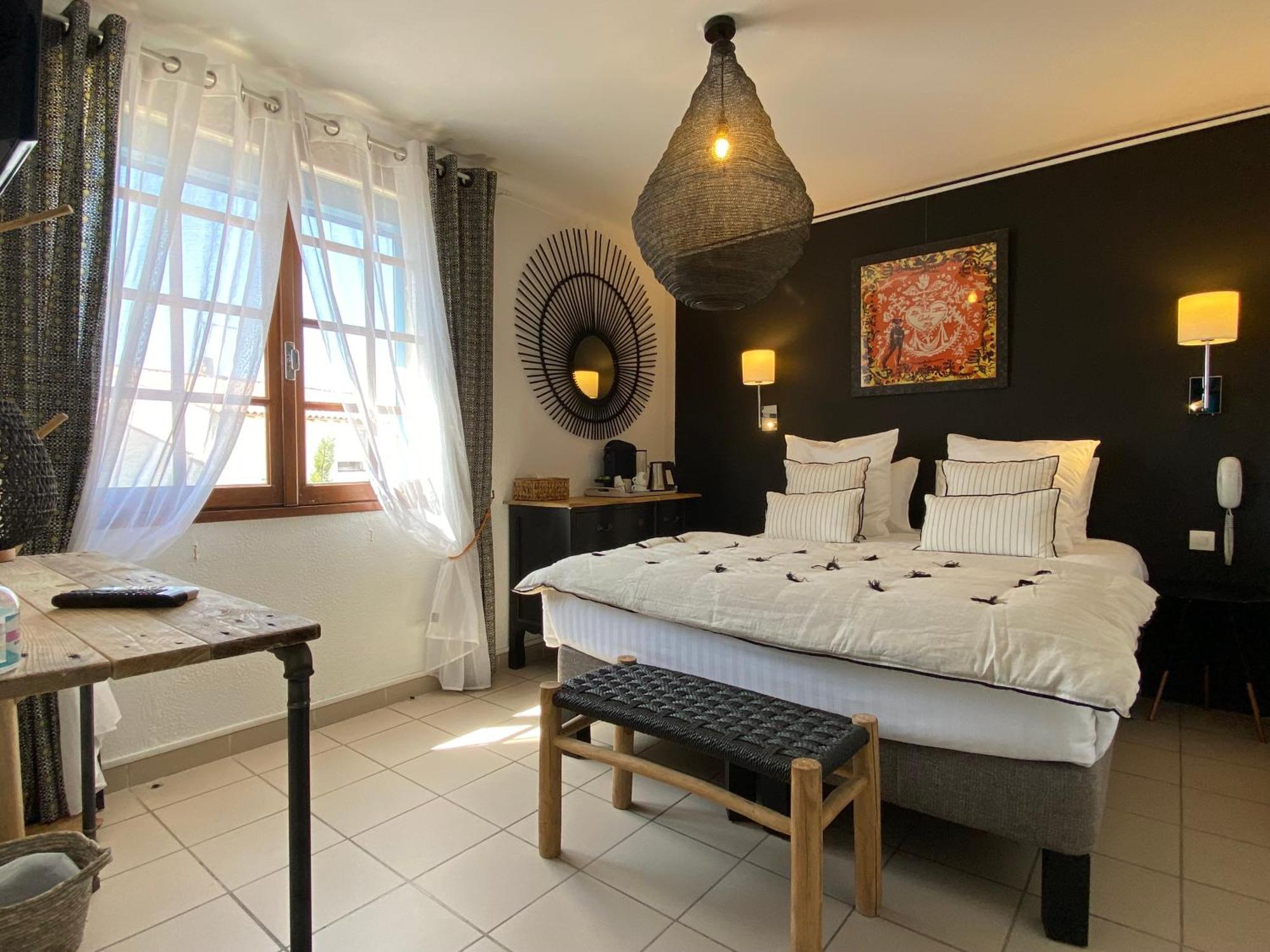Hotel Le Neptune En Camargue 생트마리들라메르 외부 사진