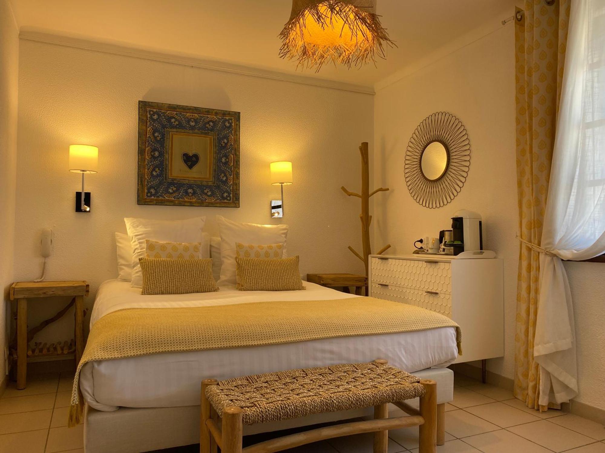 Hotel Le Neptune En Camargue 생트마리들라메르 외부 사진