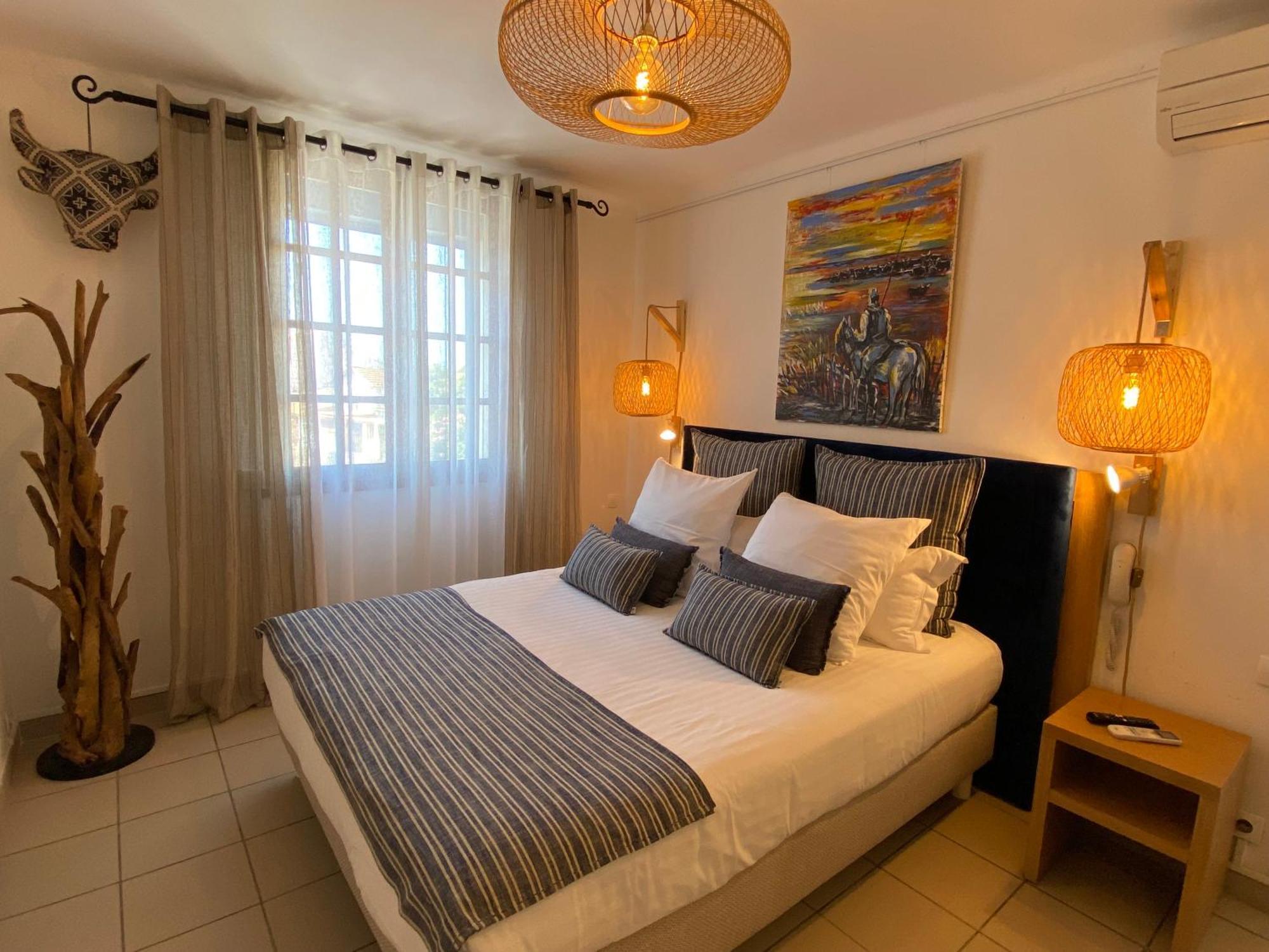 Hotel Le Neptune En Camargue 생트마리들라메르 외부 사진