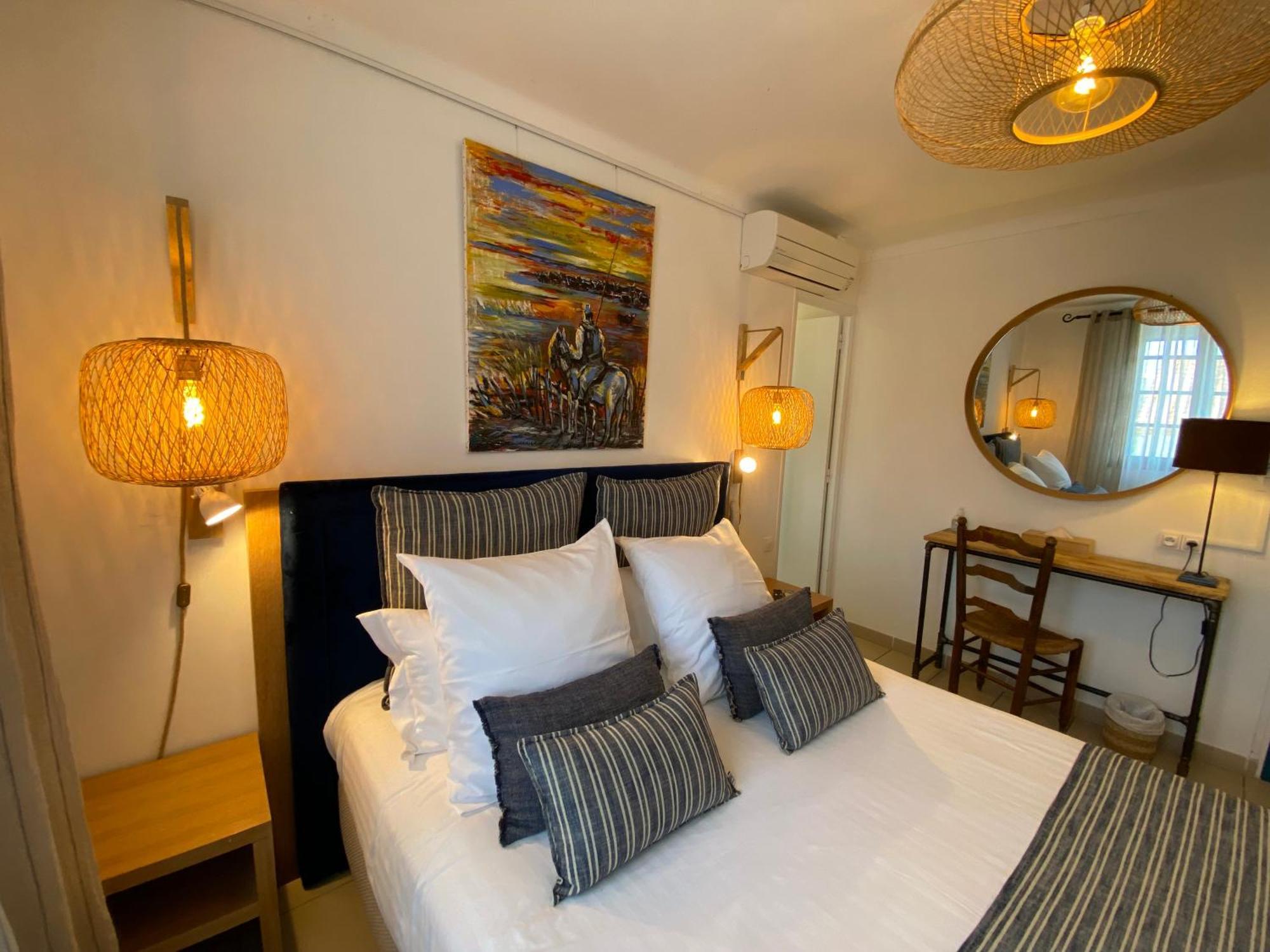 Hotel Le Neptune En Camargue 생트마리들라메르 외부 사진