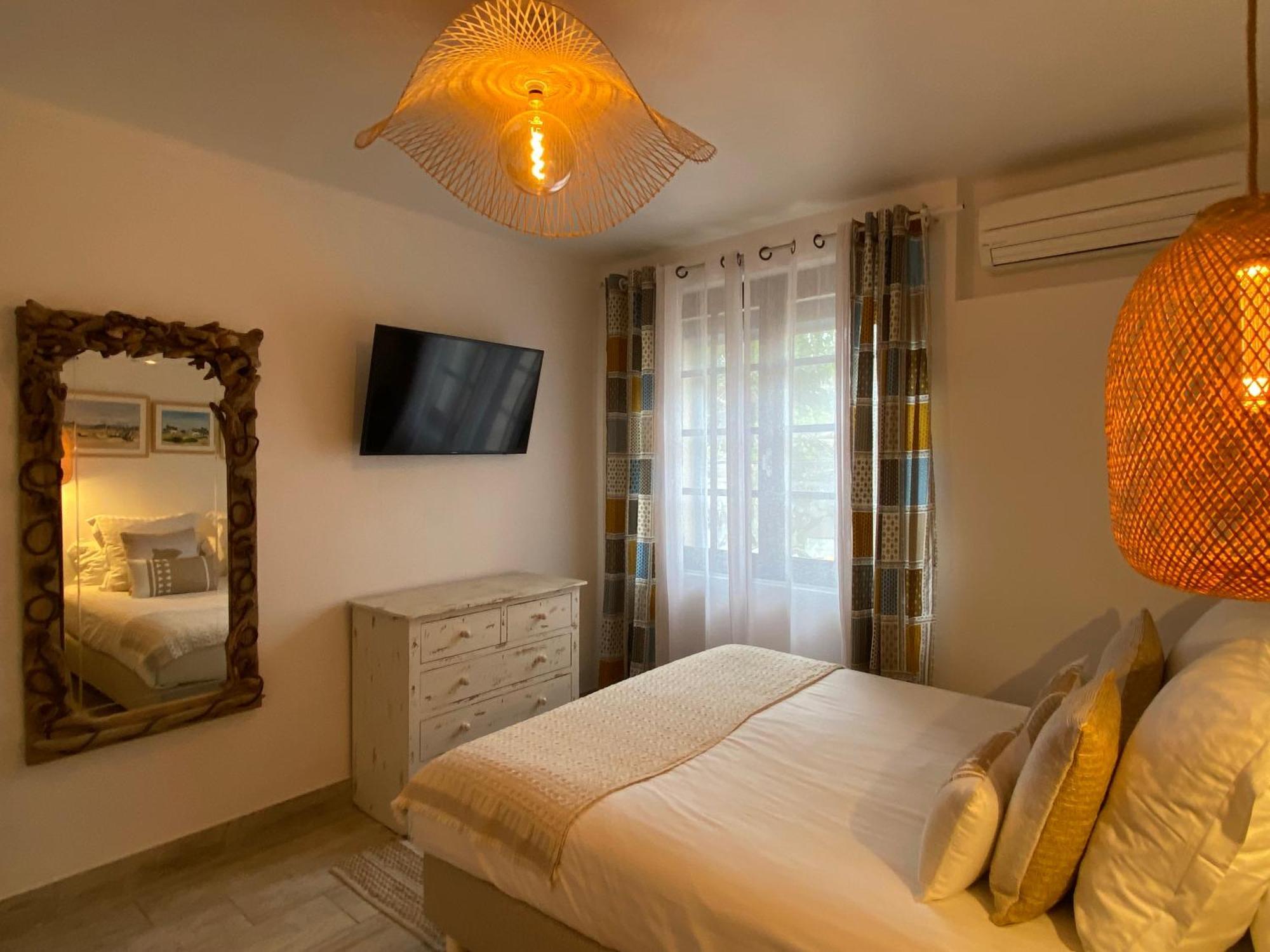 Hotel Le Neptune En Camargue 생트마리들라메르 외부 사진