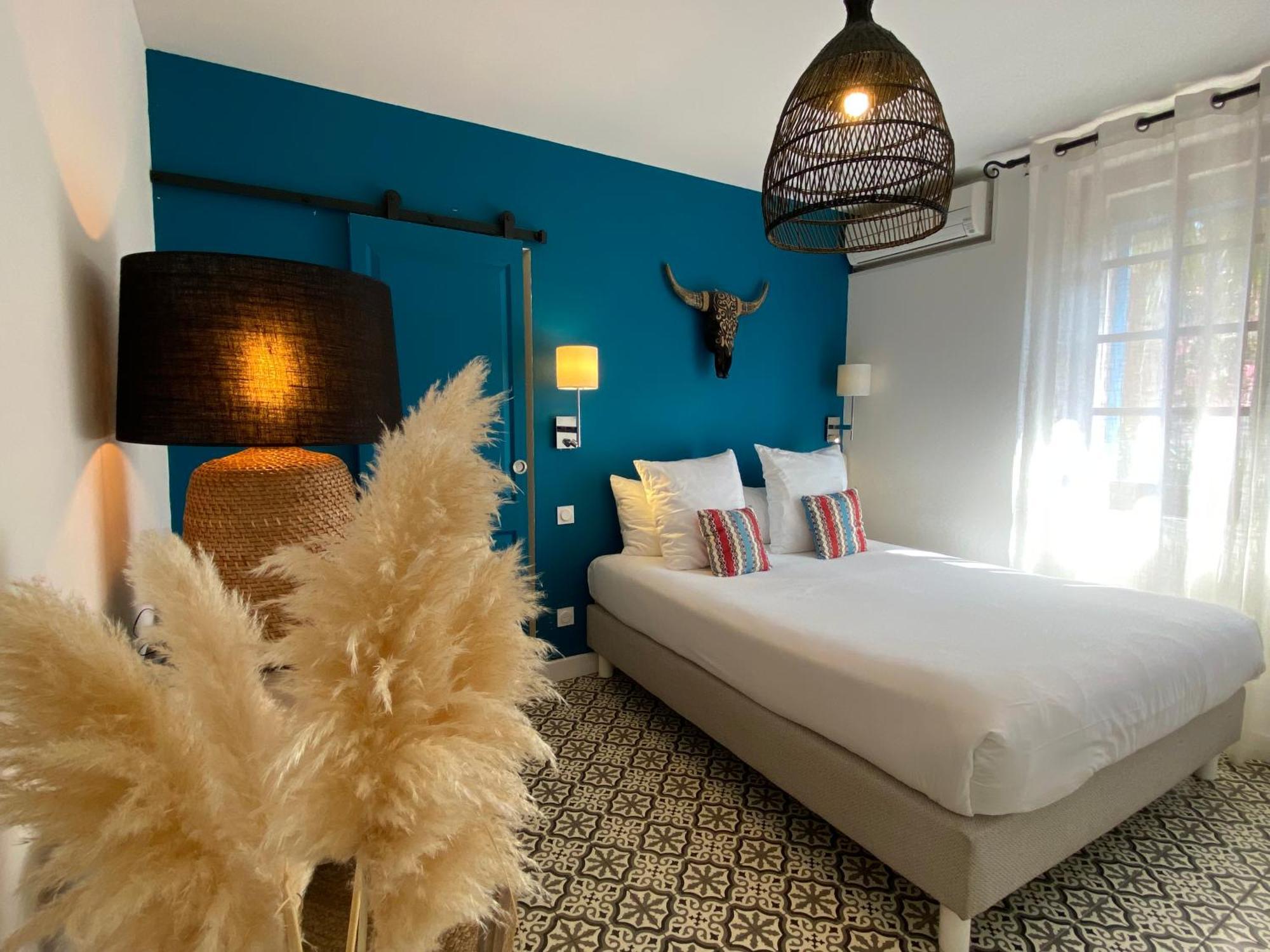 Hotel Le Neptune En Camargue 생트마리들라메르 외부 사진